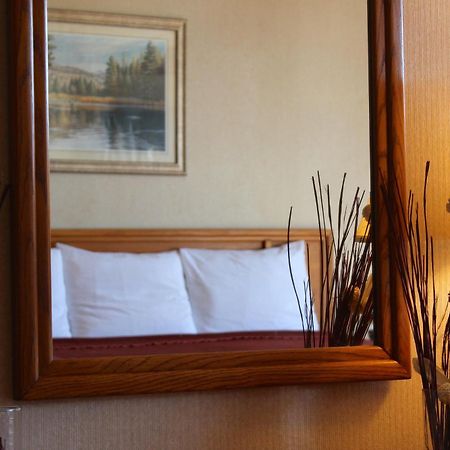 Regency Inn Richmond Dumbarton Zimmer foto